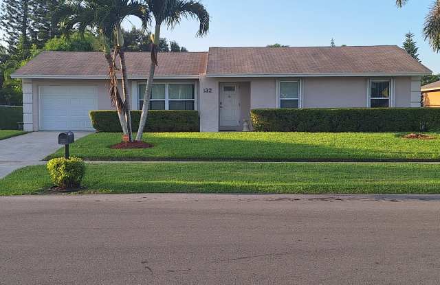 132 Bobwhite Road - 132 Bobwhite Road, Royal Palm Beach, FL 33411