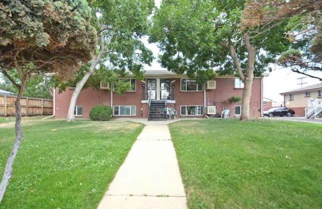 4516 Flower Street photos photos