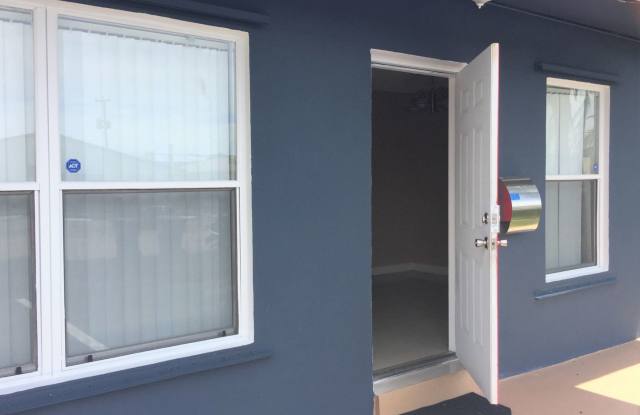 705 NE 46 Court Gallery 2