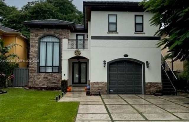 6902 SW 83rd pl photos photos