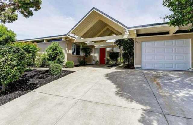 Exquisite Eichler Home with Pool, Spacious Backyard & Modern Comfort! Gallery 1