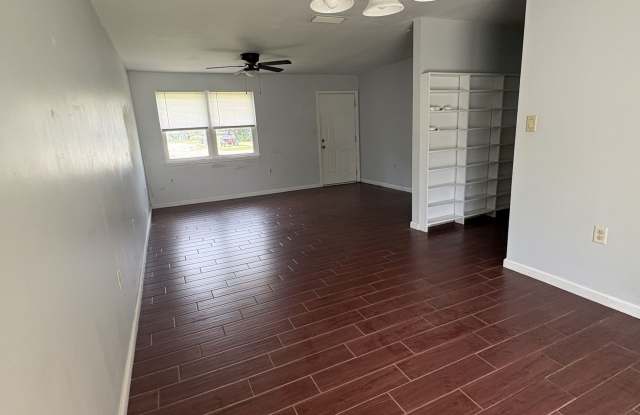 542 Chateau Circle Gallery 3