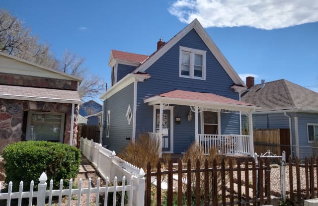 2008 W Cucharras St - 2008 West Cucharras Street, Colorado Springs, CO 80904