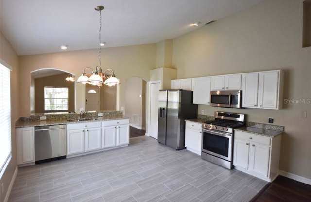 6425 BARBERRY COURT Gallery 2