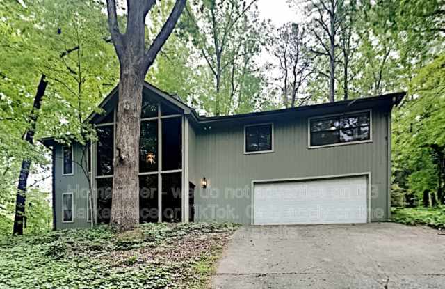 2551 Hunton Ct NE photos photos