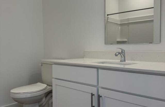 975-77 East 75th St. Gallery 4