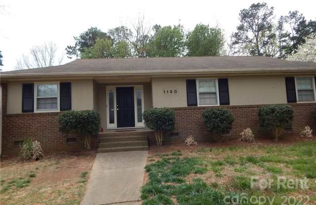 1150 Cameo Court - 1150 Cameo Court, Charlotte, NC 28270