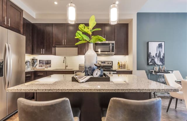 Preston Hollow Village Gallery 2