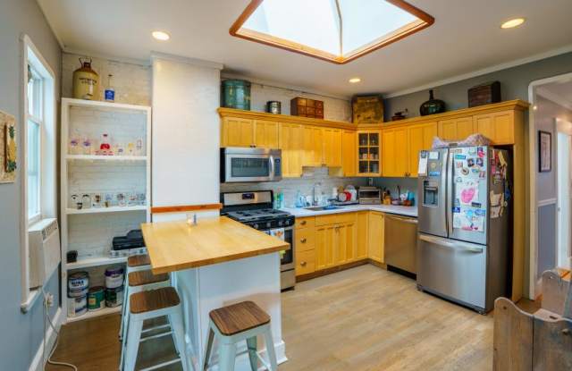 759 East 7th St. photos photos