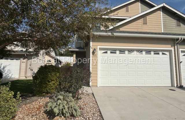 825 Cassidy Ct photos photos