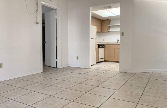 450 Fairways Cir A103 Gallery 2