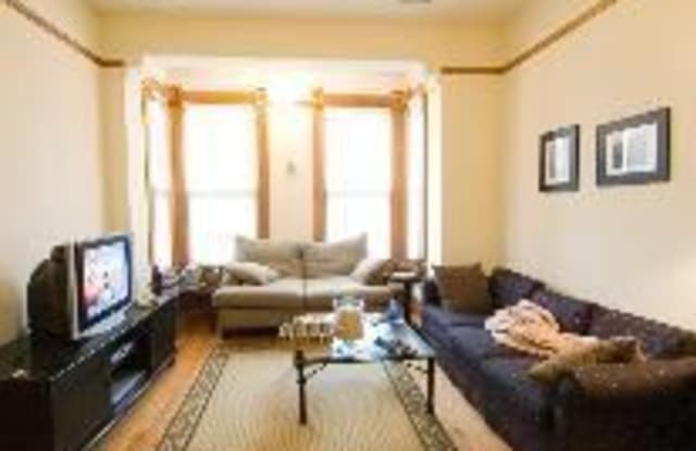 2638 N Lincoln Ave 2 - 2638 North Lincoln Avenue, Chicago, IL 60614