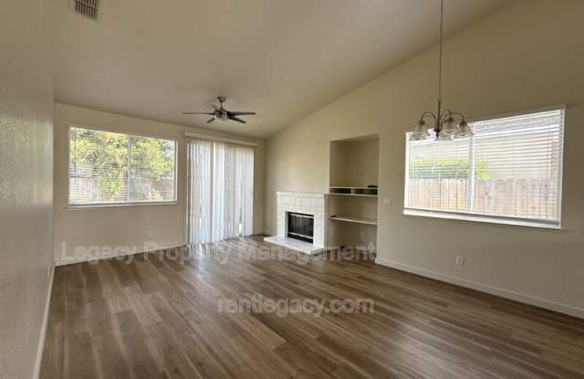 403 Munden Ct Gallery 3