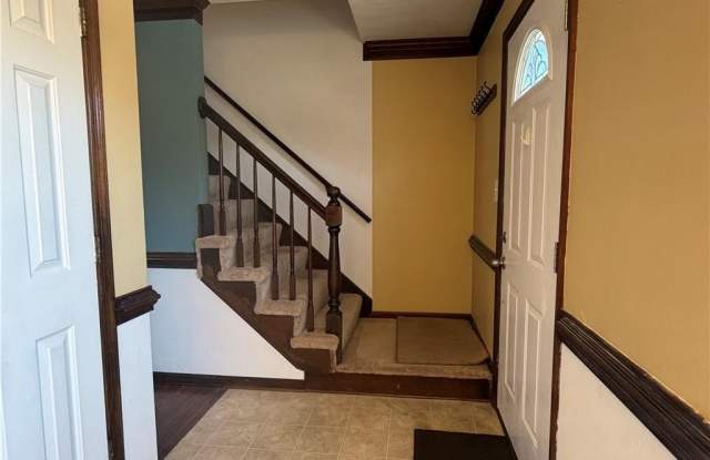 321 San Roman Drive Gallery 3