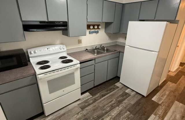 Hard to find 1 bdrm 1 bath with a month-to-month lease photos photos