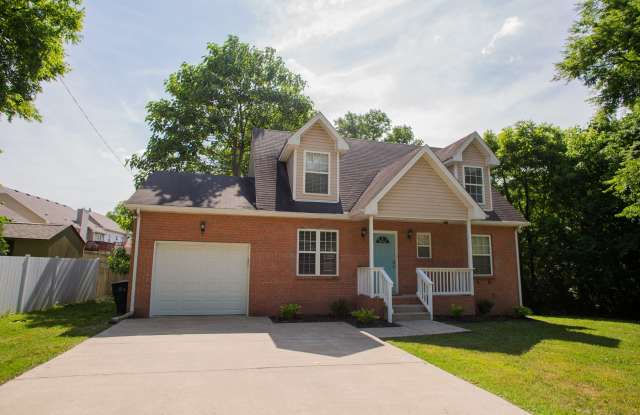 4622 Saunders Ave - 4622 Saunders Avenue, Nashville, TN 37115
