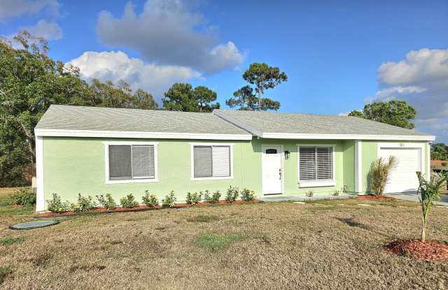 501 SE Thanksgiving Avenue photos photos