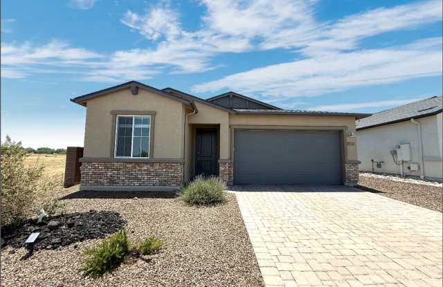 Beautiful 3-Bedroom Home for Rent in Saddlewood photos photos