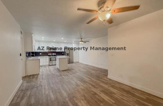 5525 East Thomas Road Gallery 2