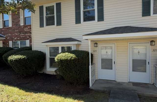 325 Pheasant Run Ct Gallery 1
