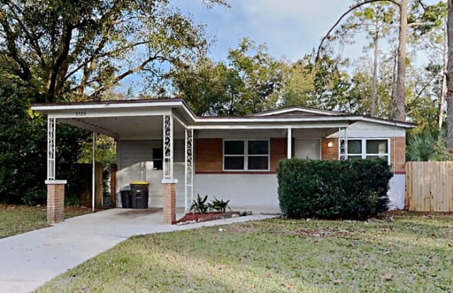 5729 Norde Drive East - 5729 East Norde Drive, Jacksonville, FL 32244