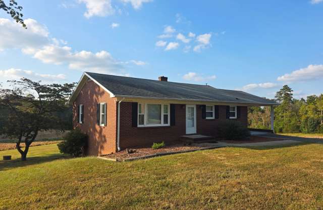 3 bed 1 Bath Brick Rancher Full Basement Siloam Gallery 4