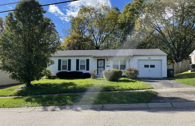 9775 Marino Dr - 9775 Marino Drive, Northbrook, OH 45251
