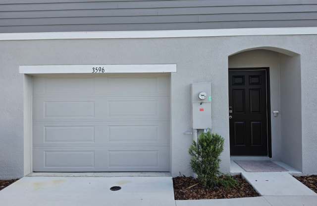 FOR RENT!!! SIMPLY STUNNING BRAND NEW 3 BED 2 BATH TOMNHOME.. photos photos