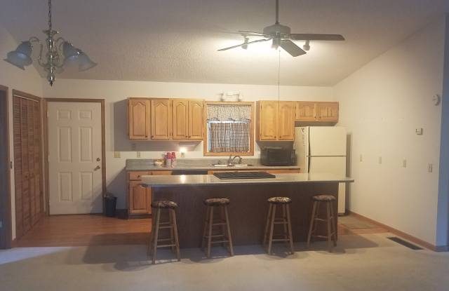 63 Garden Ct Gallery 2