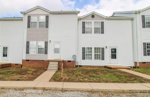 Charming 3BR/2.5BA Townhome Available Now Gallery 3