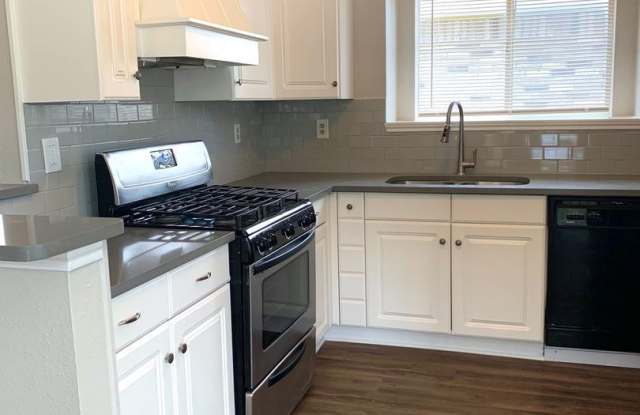 14400 Vandever St - 14400 Vandever Street, Hornsby Bend, TX 78725