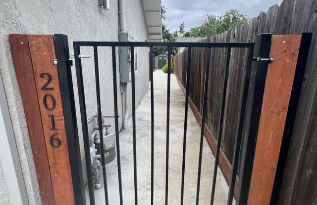 2 bed/2 bath charming ADU for Rent in Concord Gallery 3