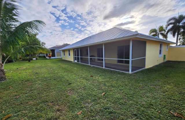 1750 Primrose Lane Gallery 3