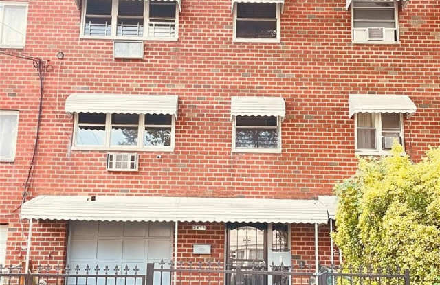 3435 Ely Avenue photos photos