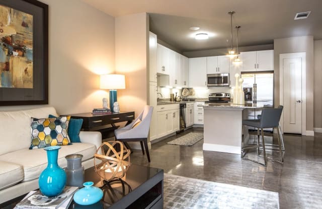 Magnolia on Matilda photos photos