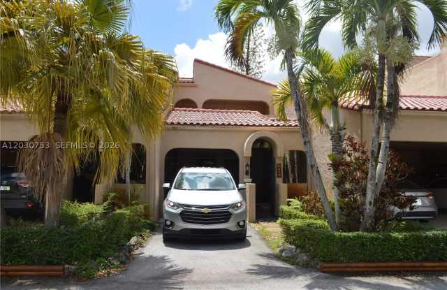 3932 Estepona Ave photos photos