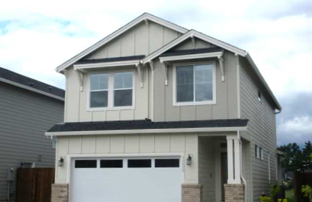 Newer Brush Prairie Home in Greenbelt Setting! photos photos