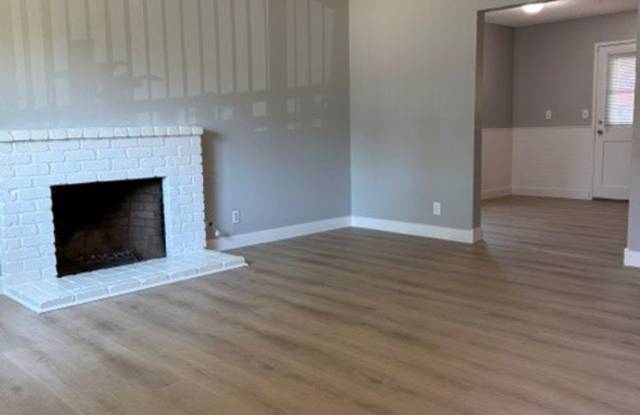 Spacious 3 Bedroom, 2 bath Single Family Home photos photos