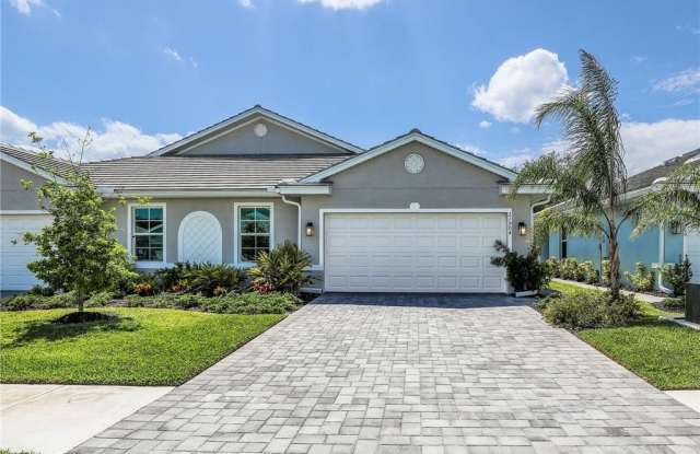 21904 Milan Villas Ln lot: 10 photos photos