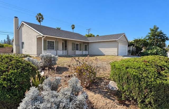 Centrally Located Ventura Home-Near Ventura College Gallery 1