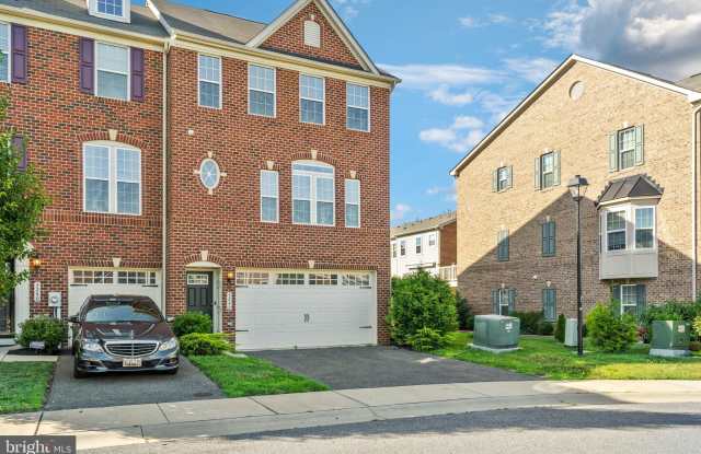 3242 GREEN COVE PLACE Gallery 3