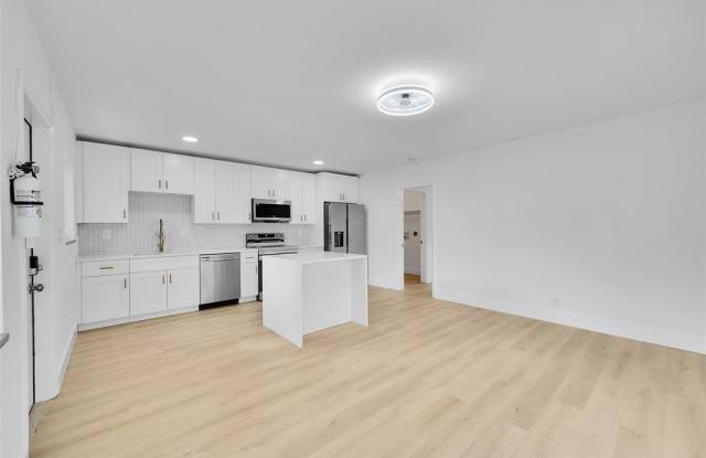 513 SW 15th St photos photos