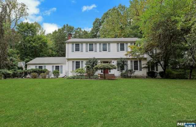 51 Millbrook Circle photos photos