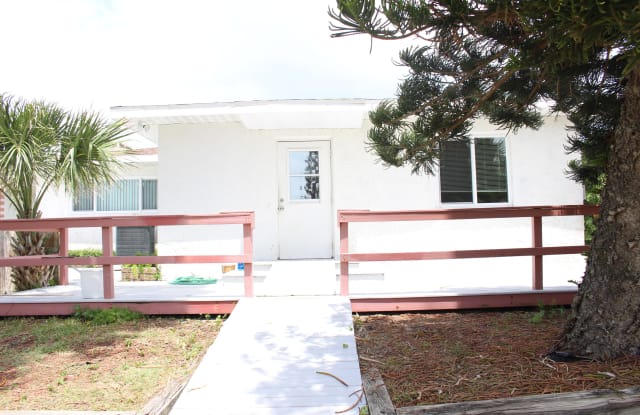 1215 N Atlantic Ave photos photos