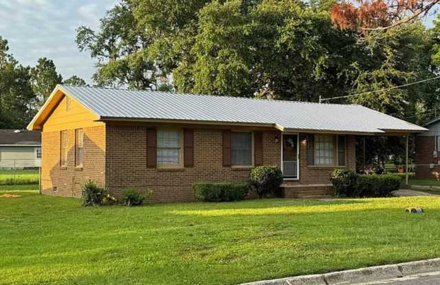 3 Bed/1.5 Bath Brick Home- Under Renovations photos photos 3 Bed/1.5 Bath Brick Home- Under Renovations photos photos