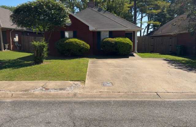 1619 Meadow Oak Court Gallery 1