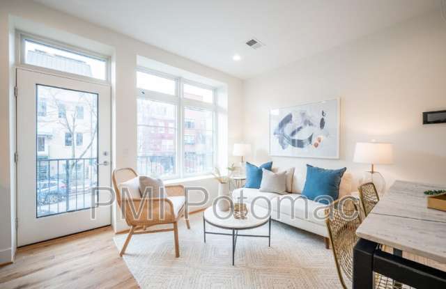 2419 Ontario Rd NW photos photos