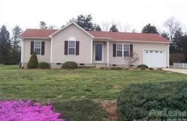2050 Rocketts Way - 2050 Rocketts Way, Catawba County, NC 28658