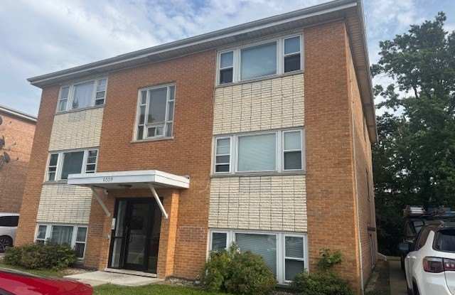5009 N River Road photos photos