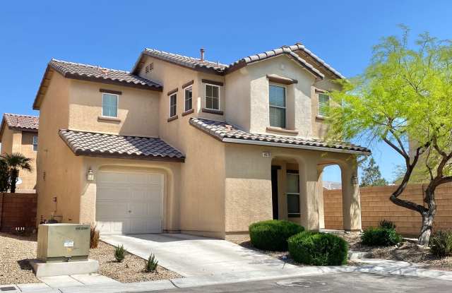 3 BEDROOM/ 2.5 BATH 2- STORY HOME W/ ONE CAR GARAGE TOO! Gallery 1
